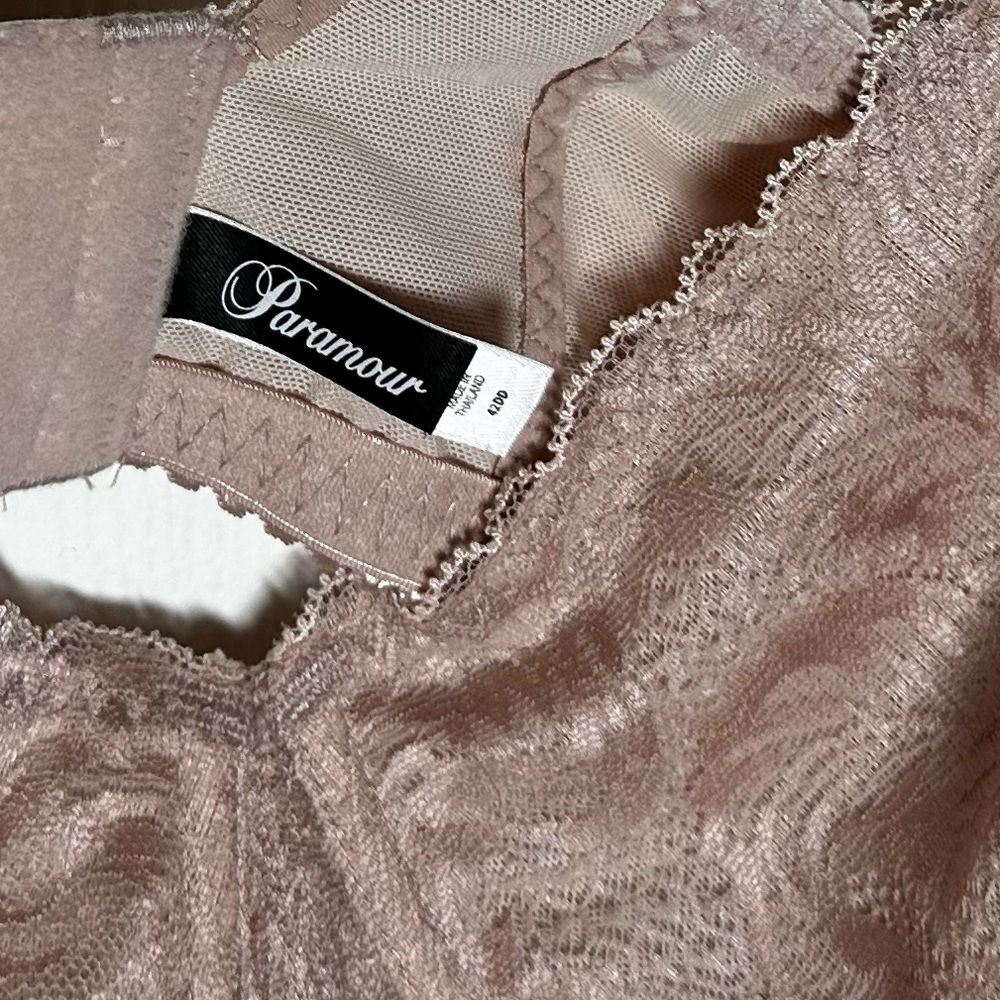 💰3 for $30 💰 Paramour 42DD Unlined Lace Bra - Picture 3 of 6